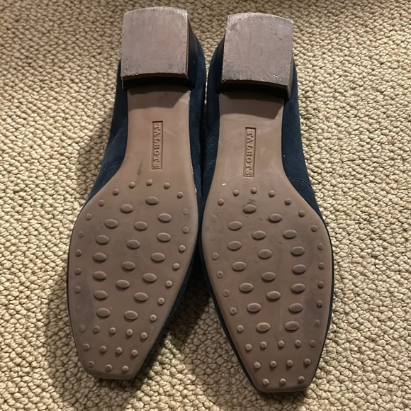 Talbots navy suede low heel size 8M - Picture 3 of 6